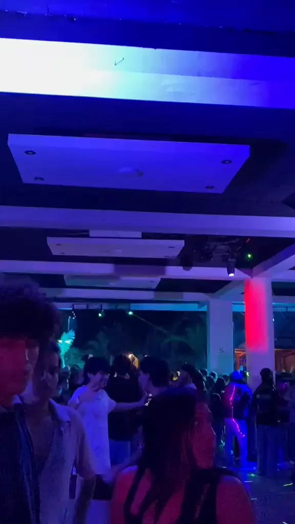 Ambiente nocturno de Tayoton Fest